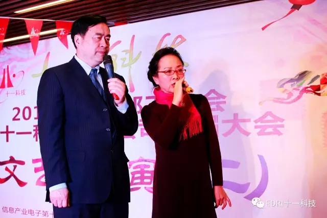 14-趙振元、張小平夫婦合唱《長(zhǎng)江之歌》.webp.jpg