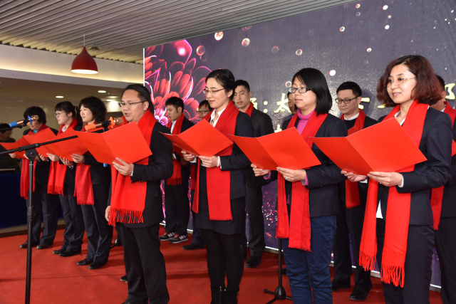 9-十一能投詩(shī)朗誦《太陽(yáng)，每天都是新的》.jpg
